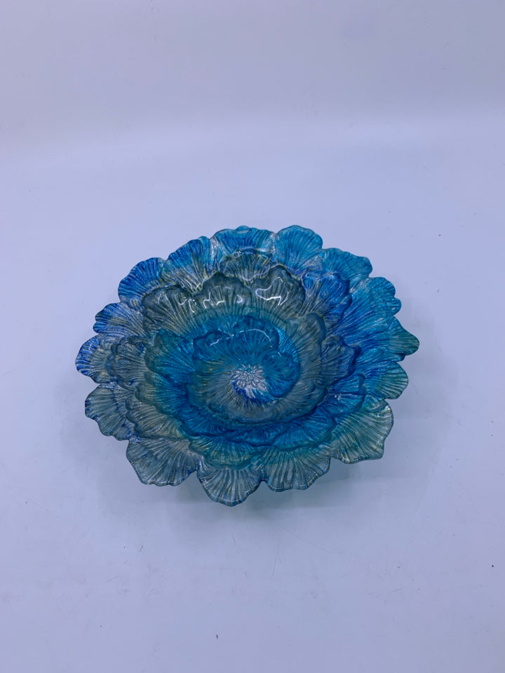 BLUE/ TEAL GLASS BOWL.