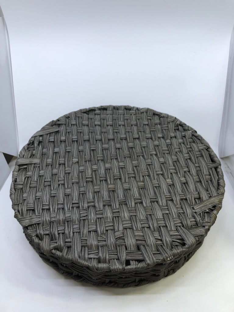 ROUND DARK GREY WICKER BASKET W/ 2 HANDLES.