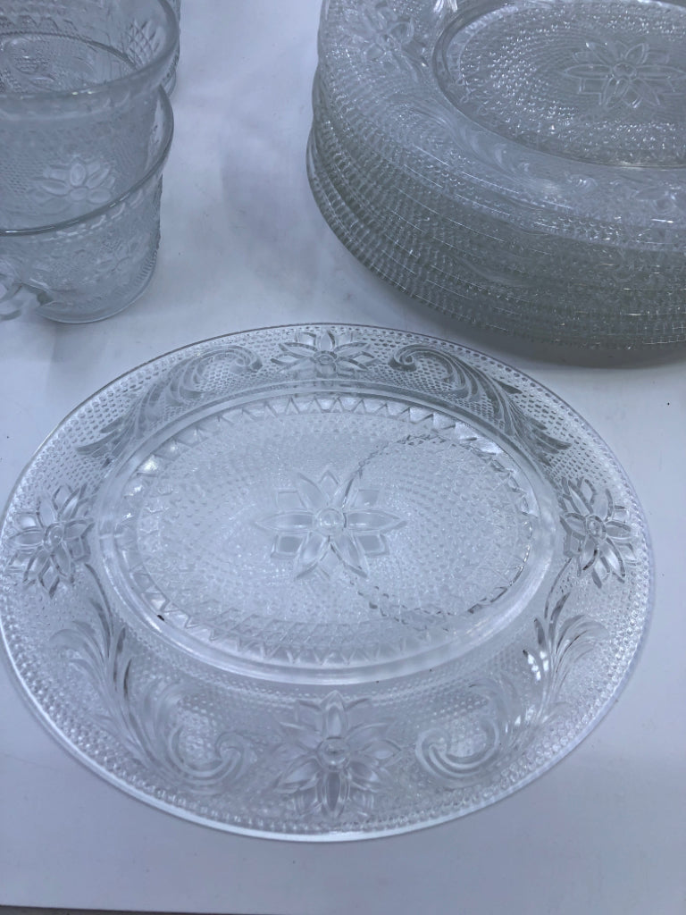 16PC VTG TEXTURED GLASS SNACK PLATES AND CUPS- 8 PLATES, 8 CUPS.