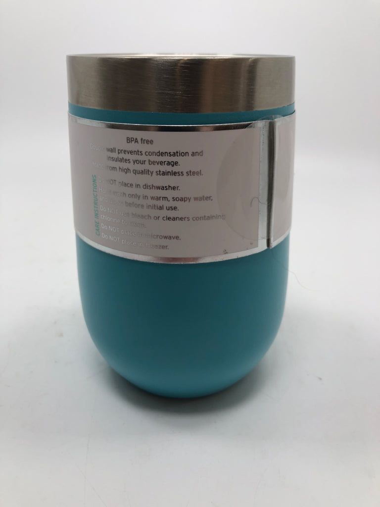 NWT BLUE STAINLESS STEEL TUMBLER.
