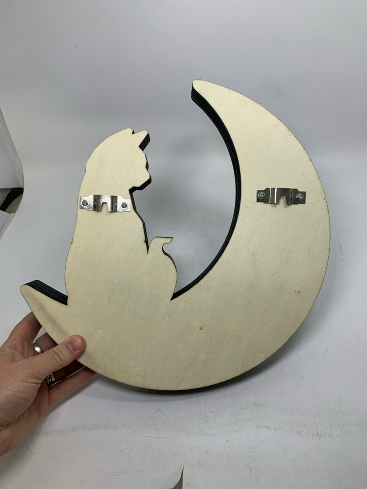 WOOD MOON/CAT SMALL SHELF WALL HANGING.