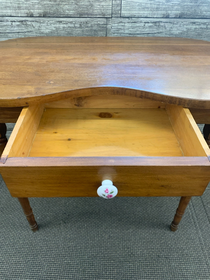 ROUND/OVAL ACCENT TABLE W SINGLE DRAWER *MINOR WARE*.