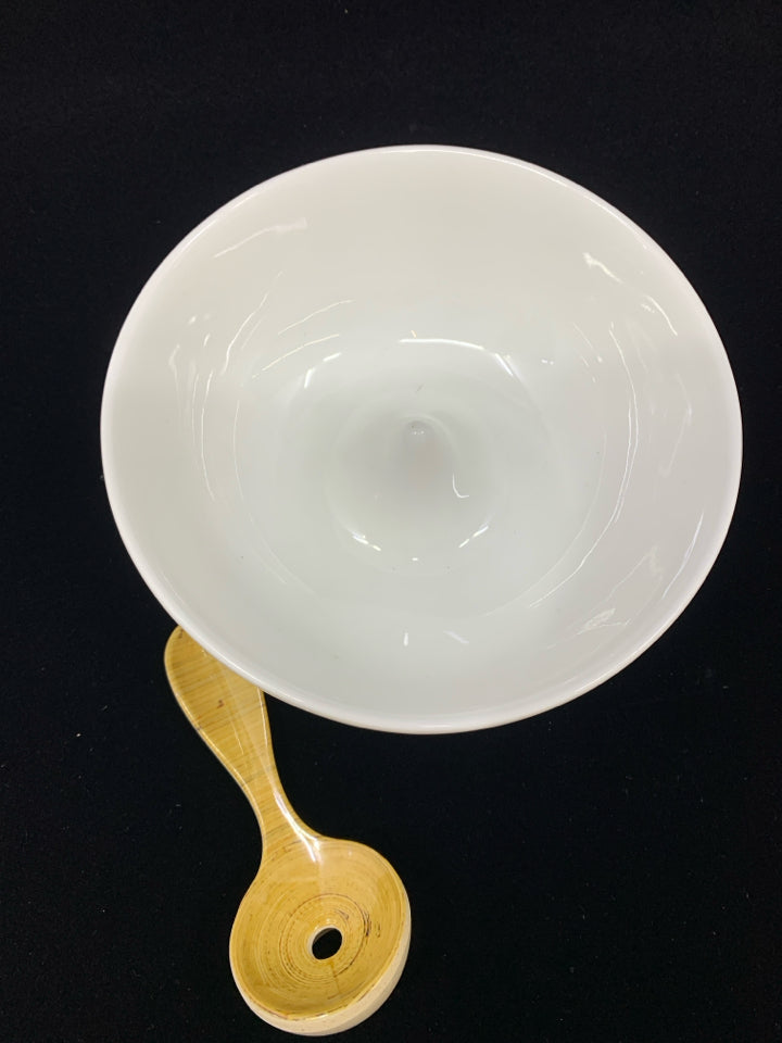 WHITE CERAMIC OLIVE DISH W/SPOON.