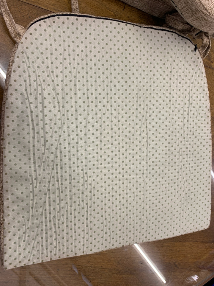 4 CHAIR PADS.