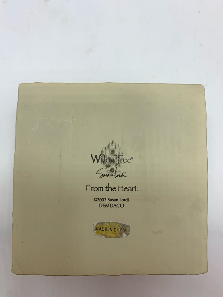 WILLOW TREE FROM THE HEART BOX.