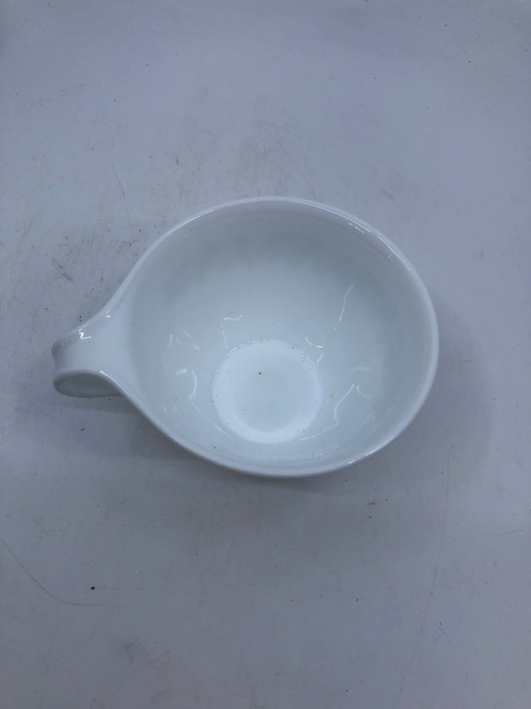 6 CORELLE GREEN FLOWER CUPS W/ CURVED HANDLE.