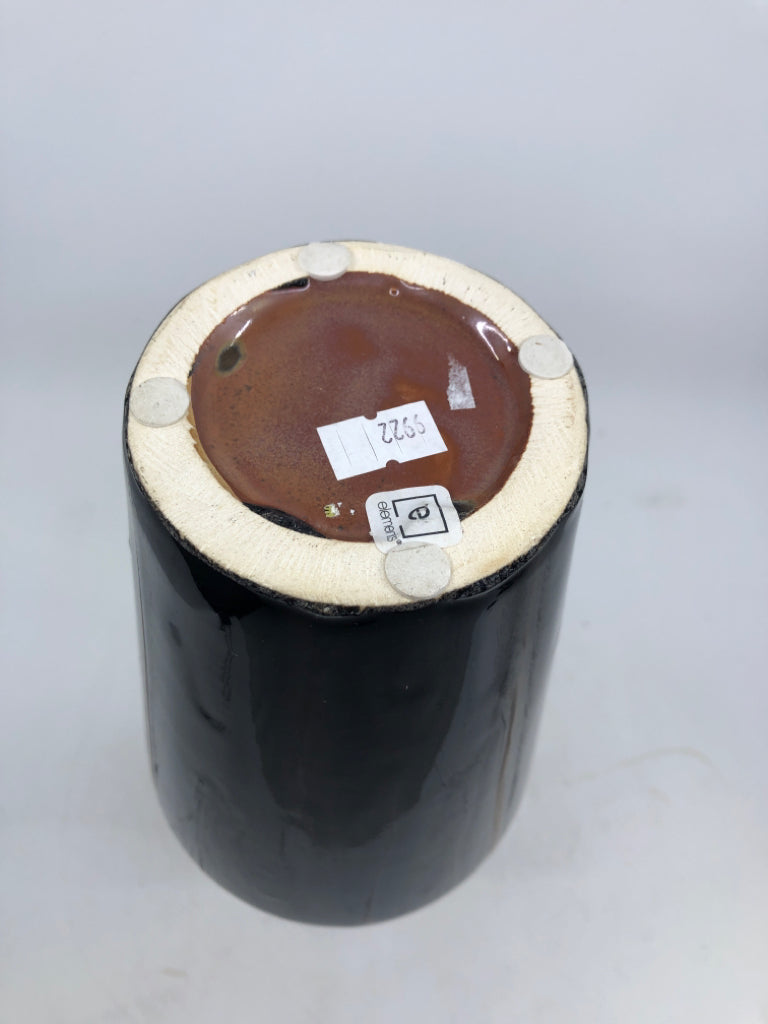 LIGHT BROWN/DARK BROWN LONG NECK VASE.
