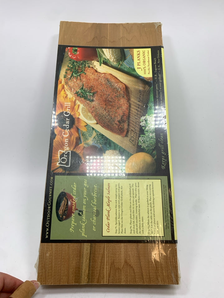 NIP OREGON CEDAR GRILL PLANKS.