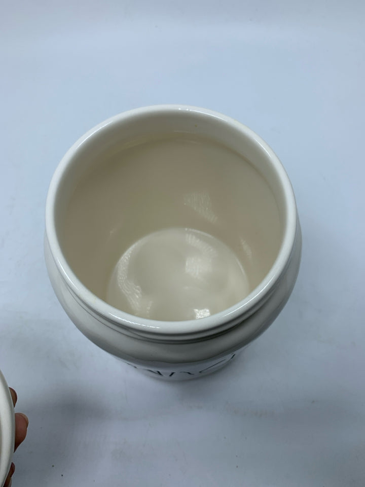 SNACK CANISTER.