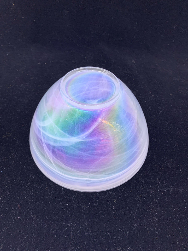 WHITE IRIDESCENT BOWL.