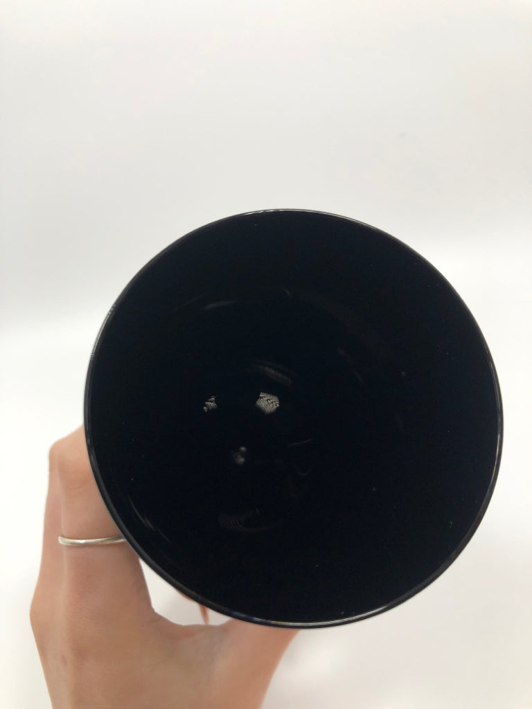 6 BLACK RAISED GOBLETS.