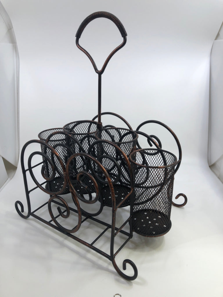 DISTRESSED BLACK/COPPER UTENSIL/PLATE HOLDER WITH HANDLE.