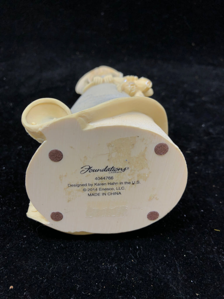 RESIN GRANDAUGHTER FIGURE.