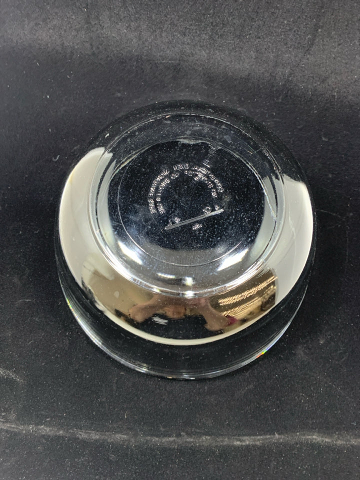 CLEAR GLASS MIXING BOWL.