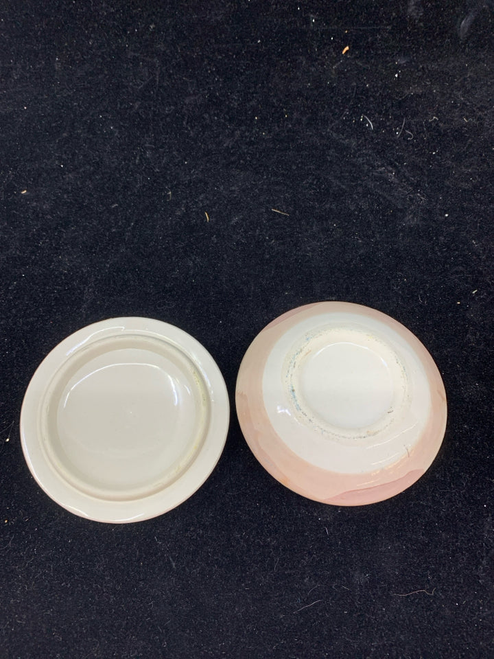 PINK POTTERY TRINKET BOX.