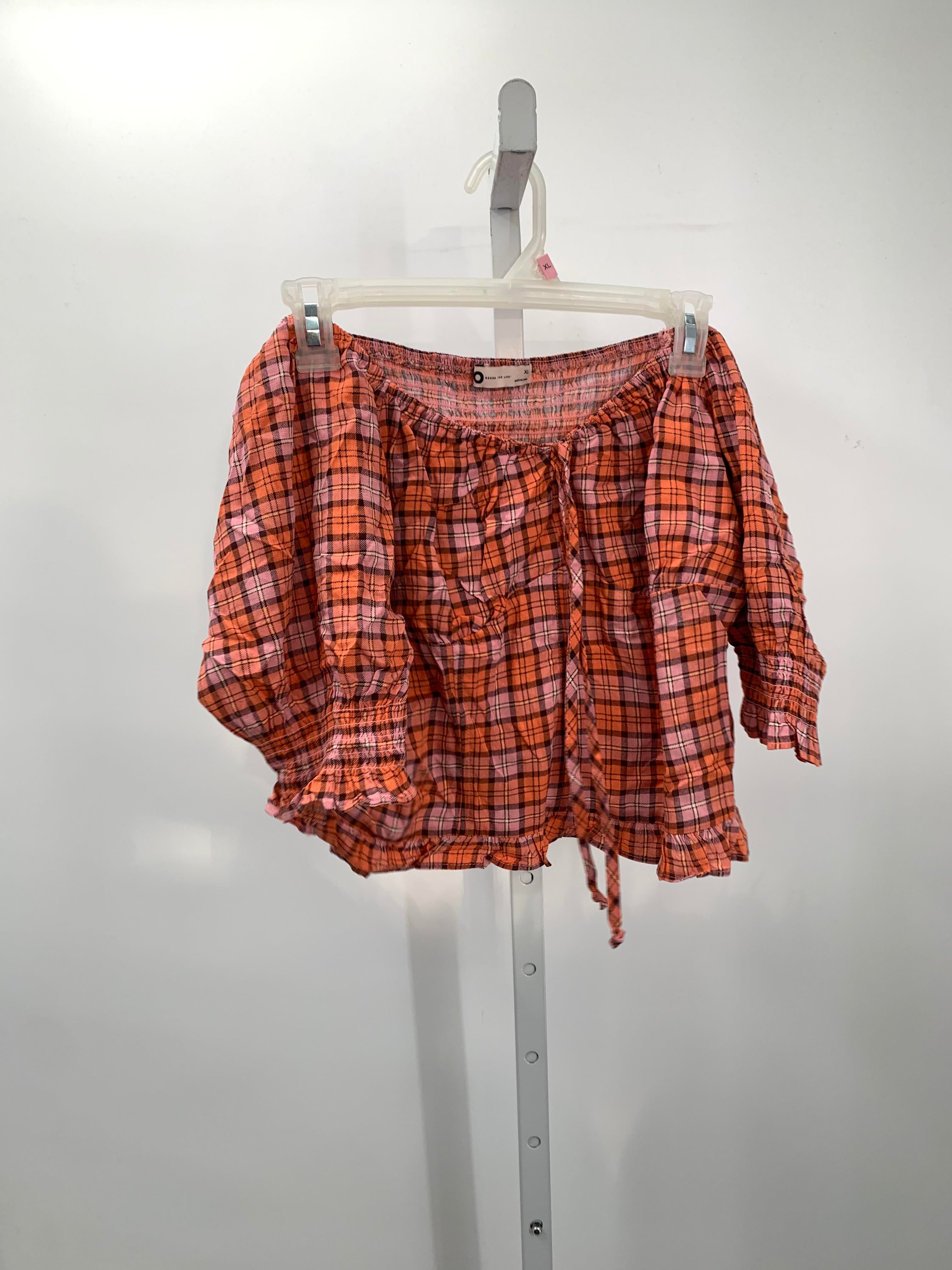 SO Size Extra Large Juniors Short Sleeve Shirt