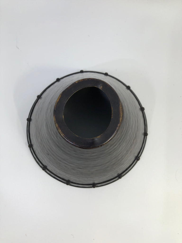 BROWN TIN YANKEE CANDLE TOPPER.