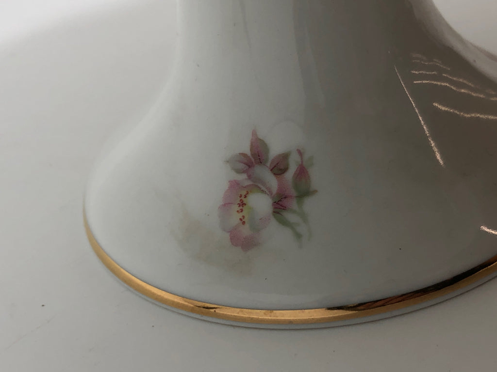 VTG FLORAL CAKE STAND W/GOLD RIM.