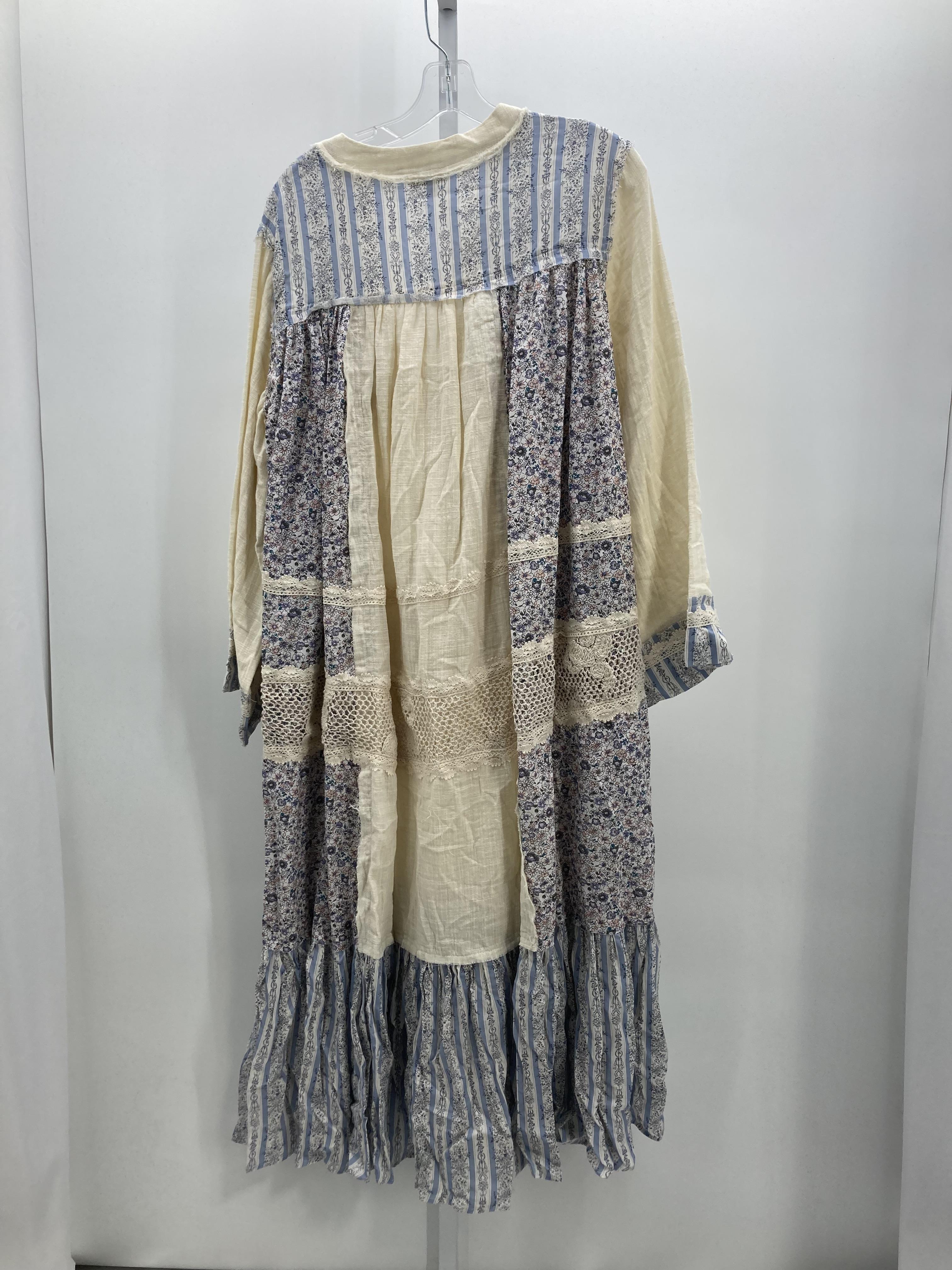 Size Medium Misses Long Sleeve Dress