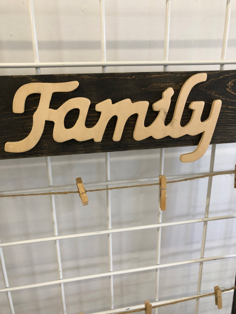 DARK DISTRESSED WOOD "FAMILY" WALL HANGING.