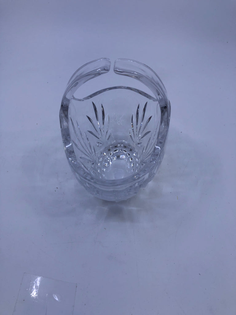ETCHED CLEAR GLASS BASKET SHAPED DISH.