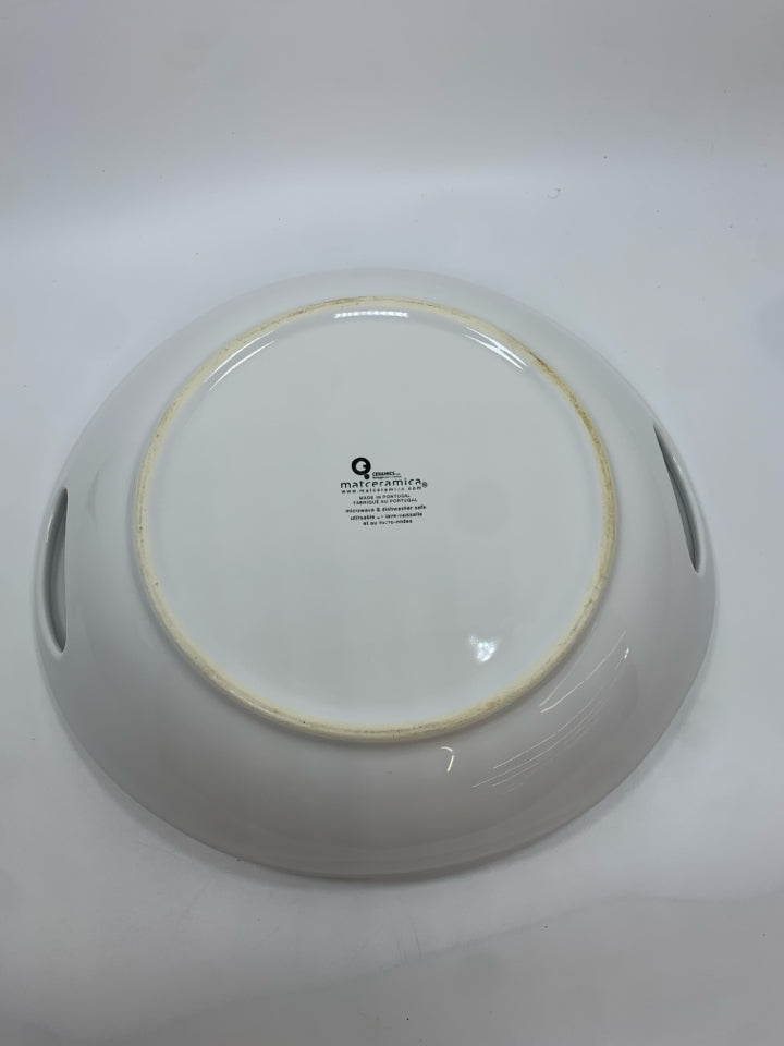 MATCERAMICA WHITE DISH W/HANDLES.