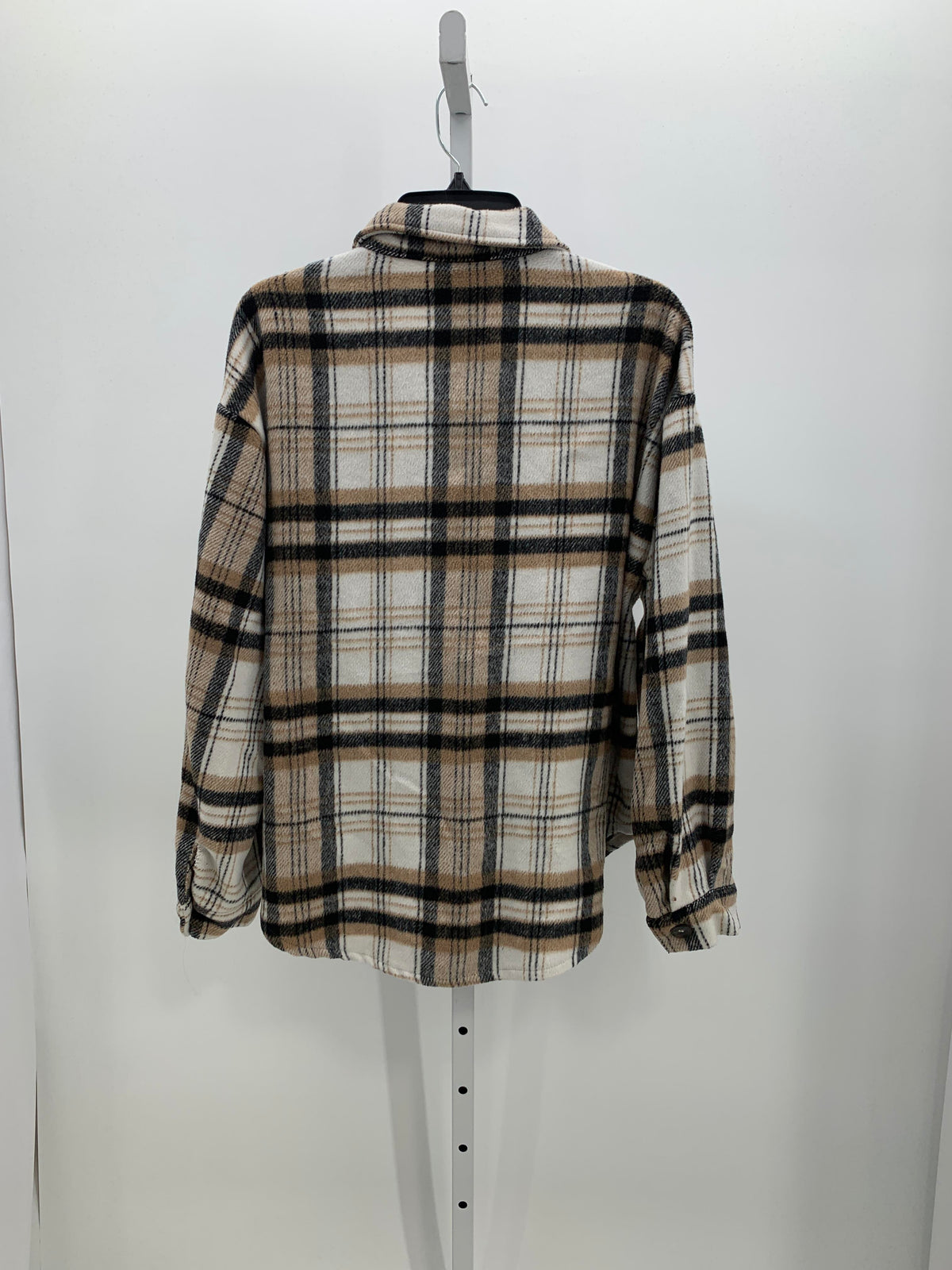 Love Tree Size Large Juniors Long Sleeve Shirt