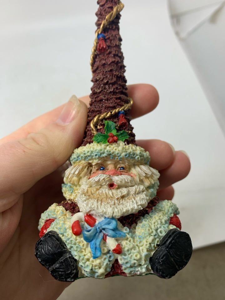 VTG CRINKLE CLAUS SMALL SITTING SANTA W/ LONG HAT RESIN.