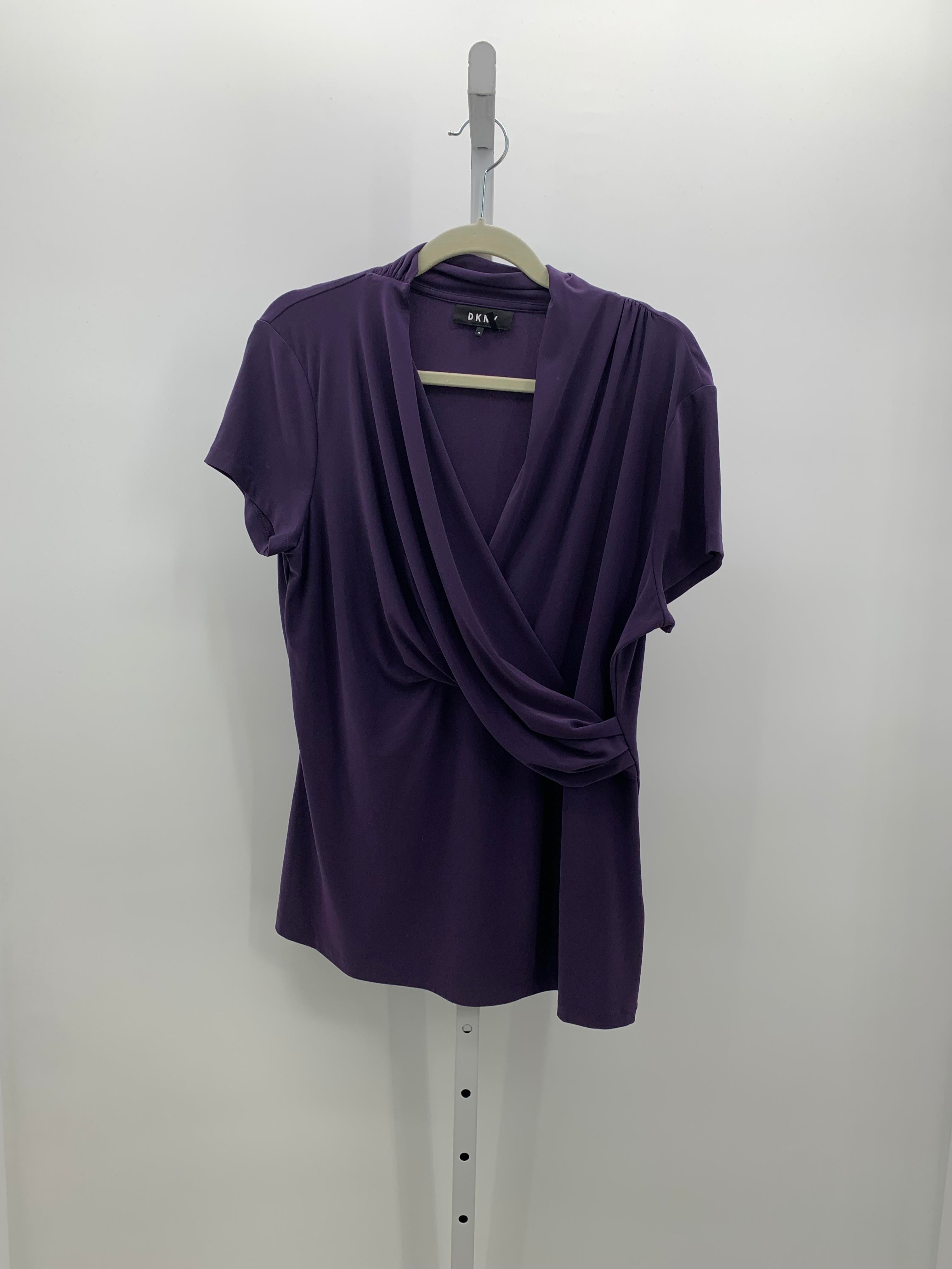 DKNY Size Extra Large Misses Short Sleeve Shirt