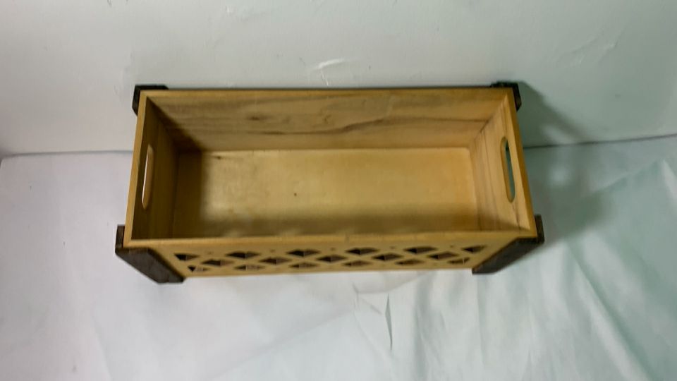 BLONDE LIGHT WEIGHT WOOD PLANTER W/ CUTOUTS.