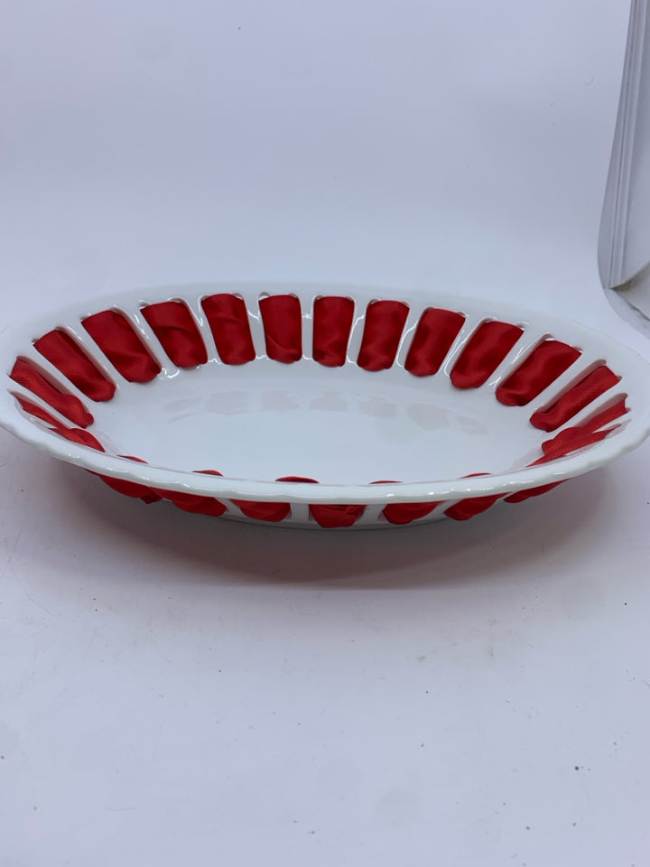 2 RED RIBBON OVAL NESTING BOWLS.