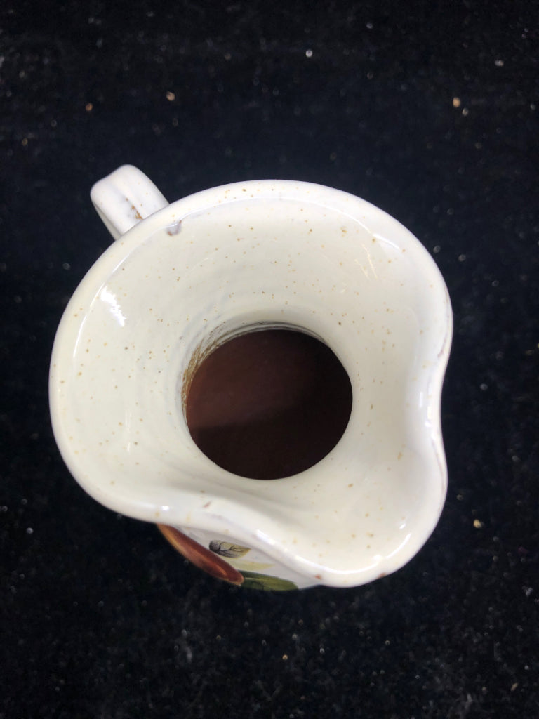 CREAM RED APPLE PITCHER.