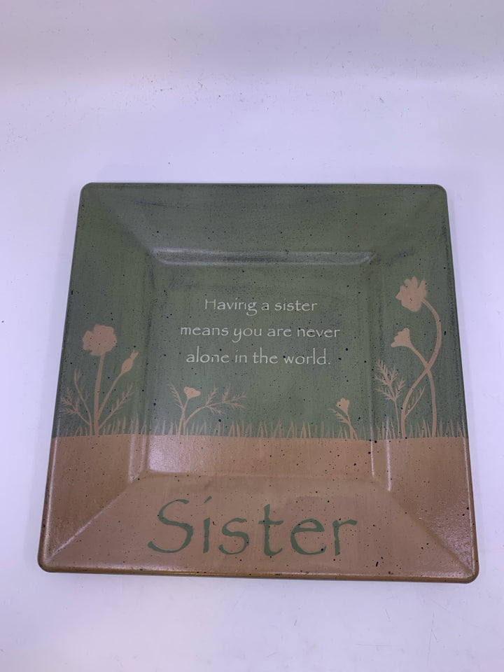 GREEN/TAN SQUARE SISTER PLATE.