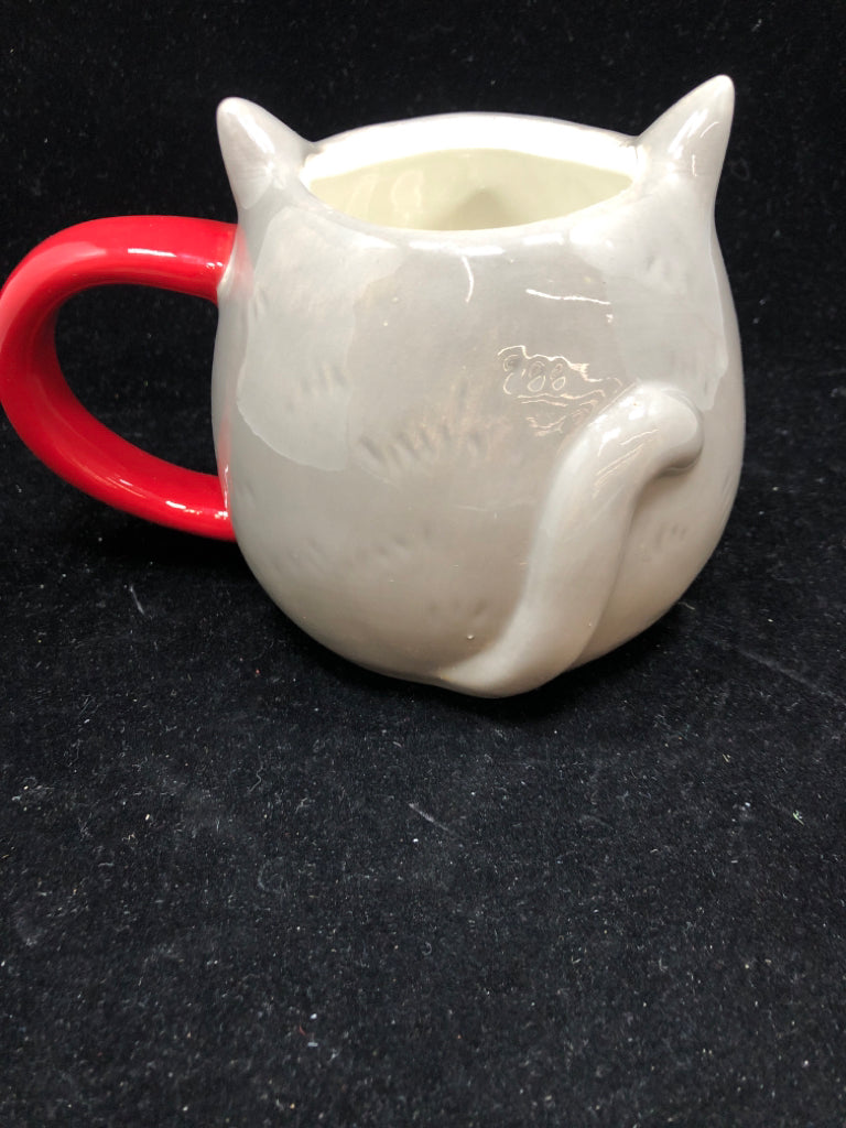 GREY/WHITE CAT MUG W/ RED BOW.