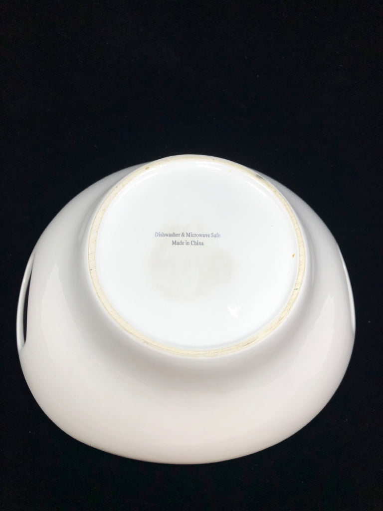 SERVING BOWL W HANDLES.