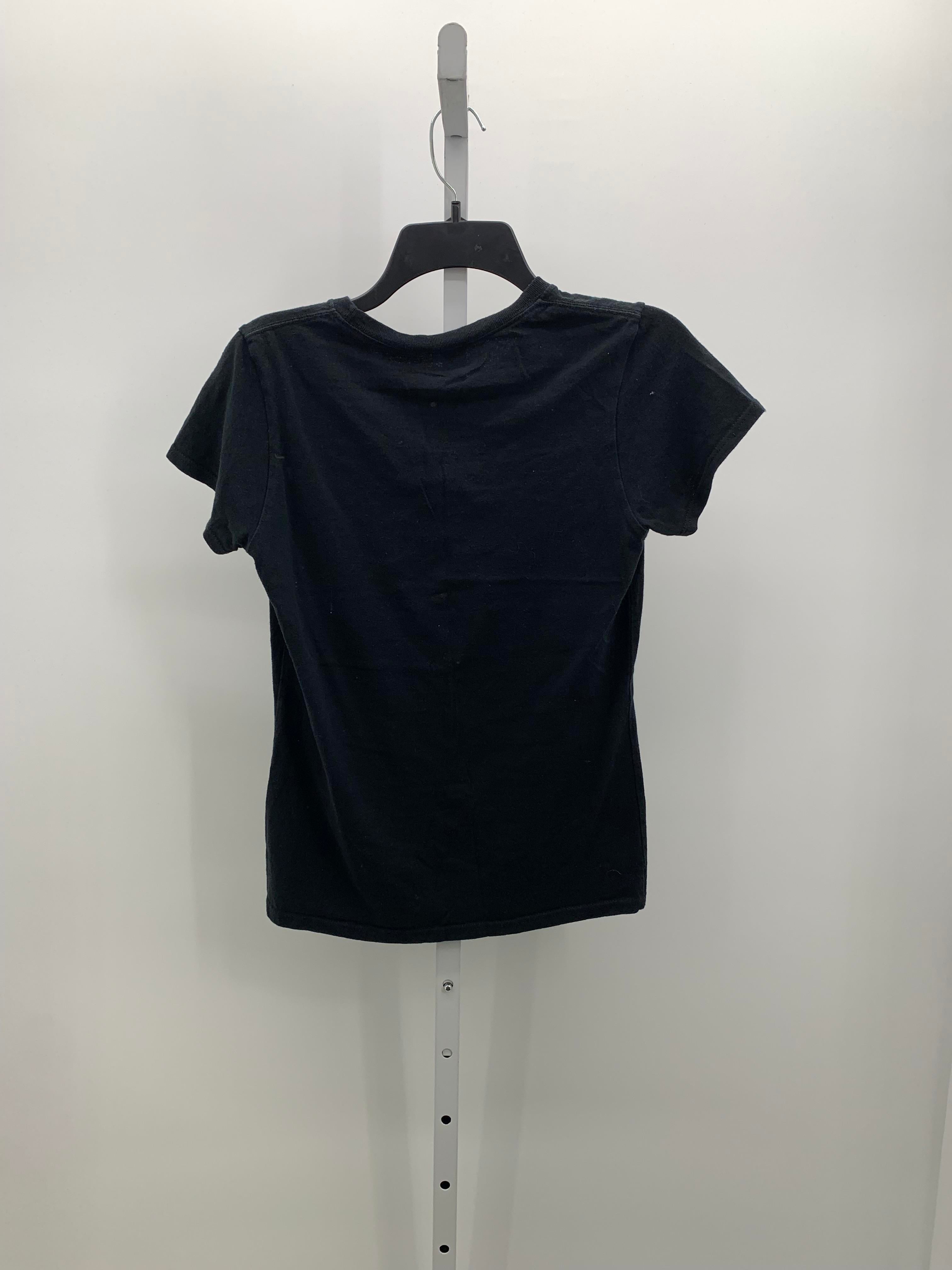 Size Small Juniors Short Sleeve Shirt