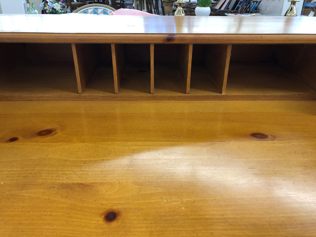 STANLEY FURNITURE WOOD SECRETARY DESK.