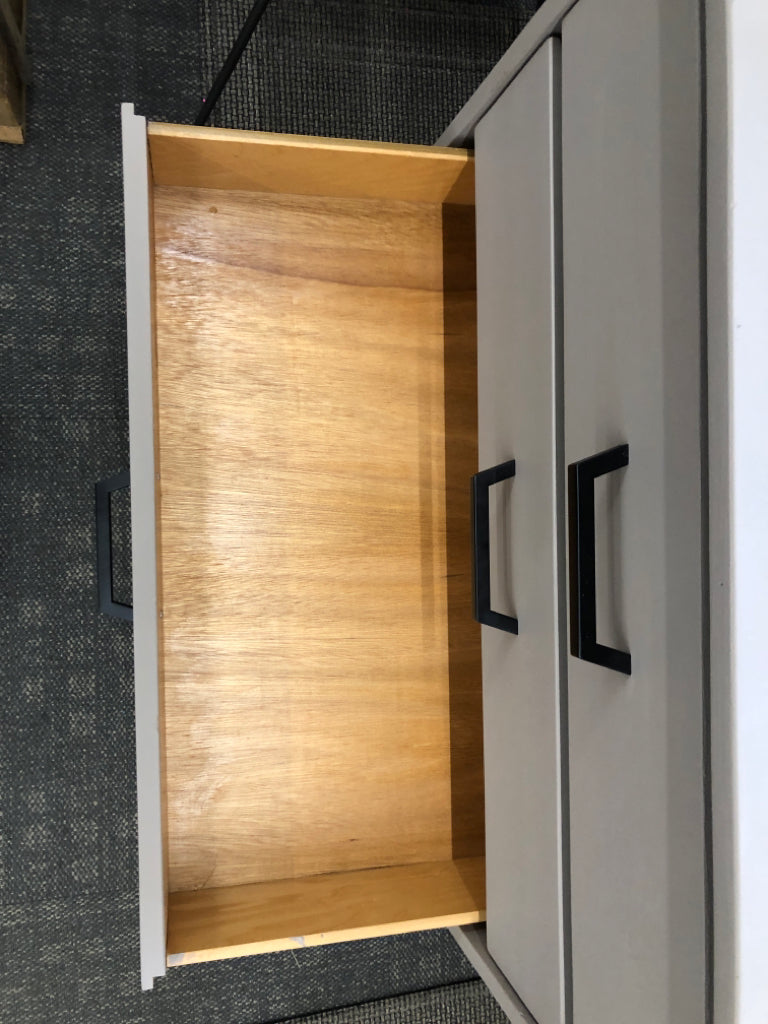 4-DRAWER BEIGE DRESSER.