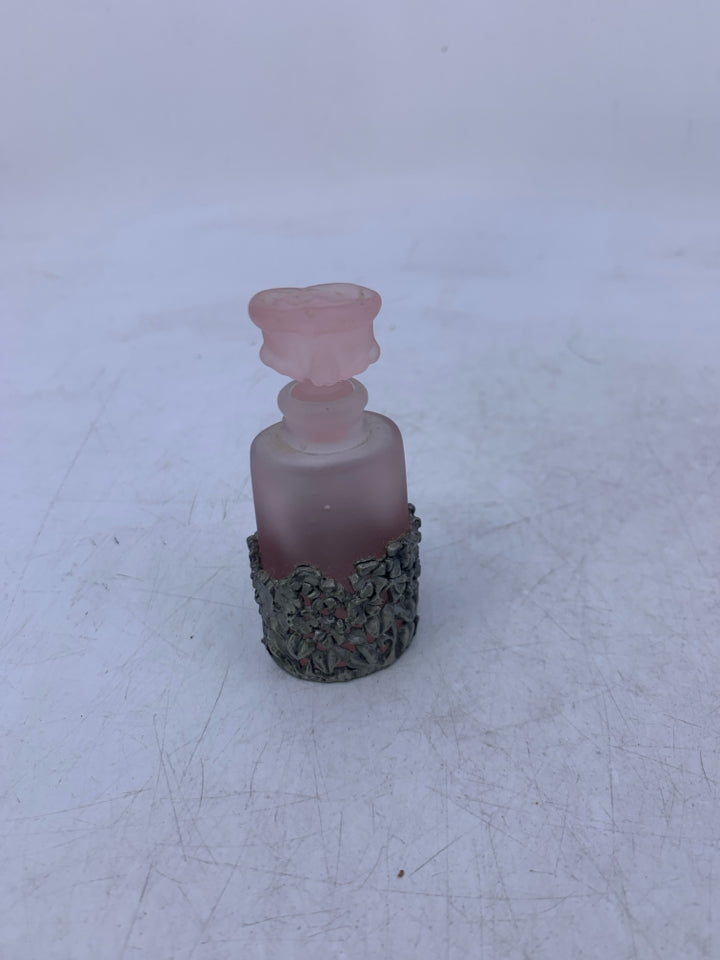 MINI PINK FROSTED GLASS PERFUME BOTTLE W/ METAL CASE IN BAG.
