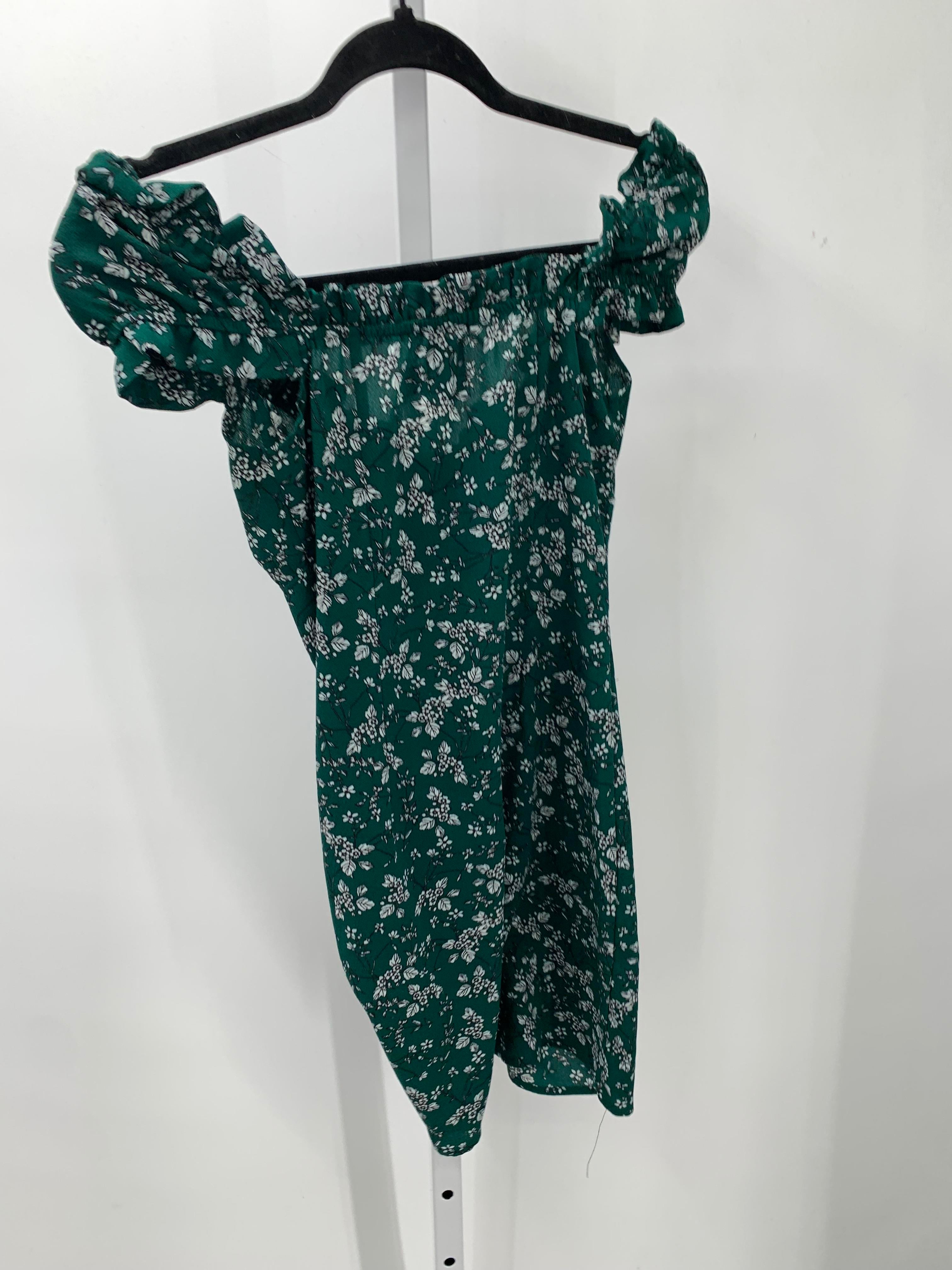 Size 0 Juniors Short Sleeve Dress