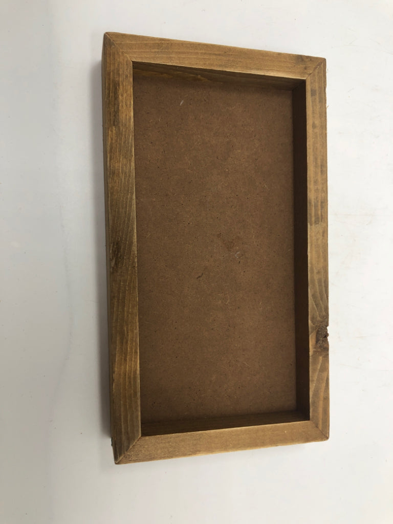 "GIVE THANKS" WOOD BLOCK SIGN.