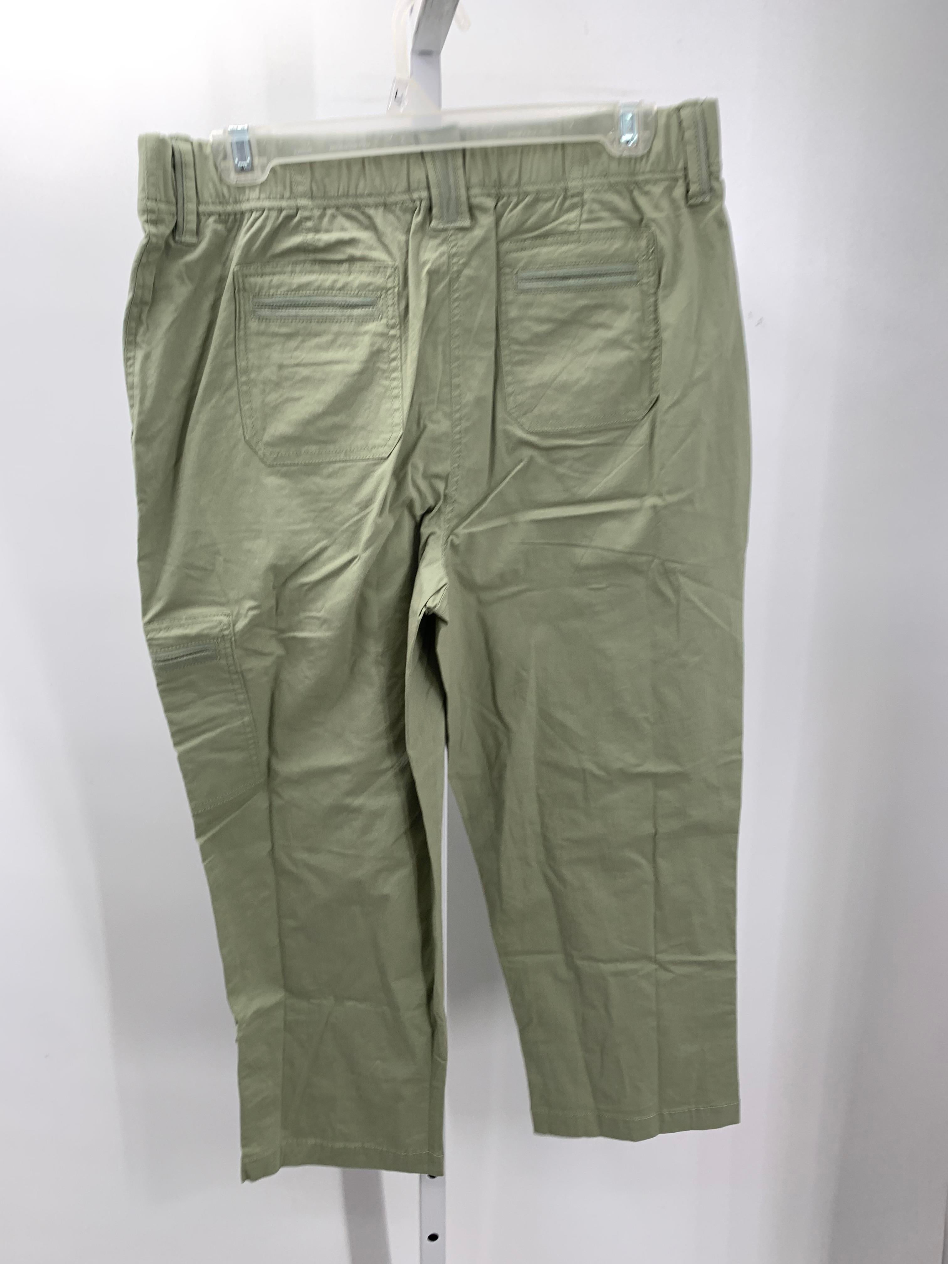 Size Medium Misses Cropped Pants