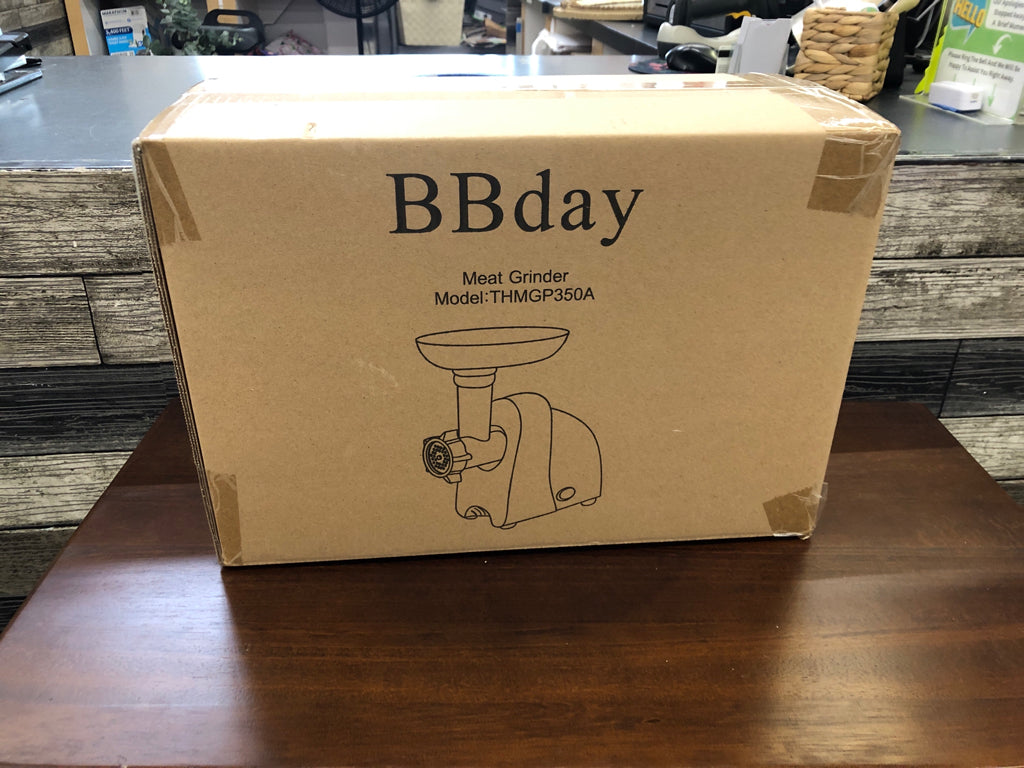 NIB BB DAY MEAT GRINDER.
