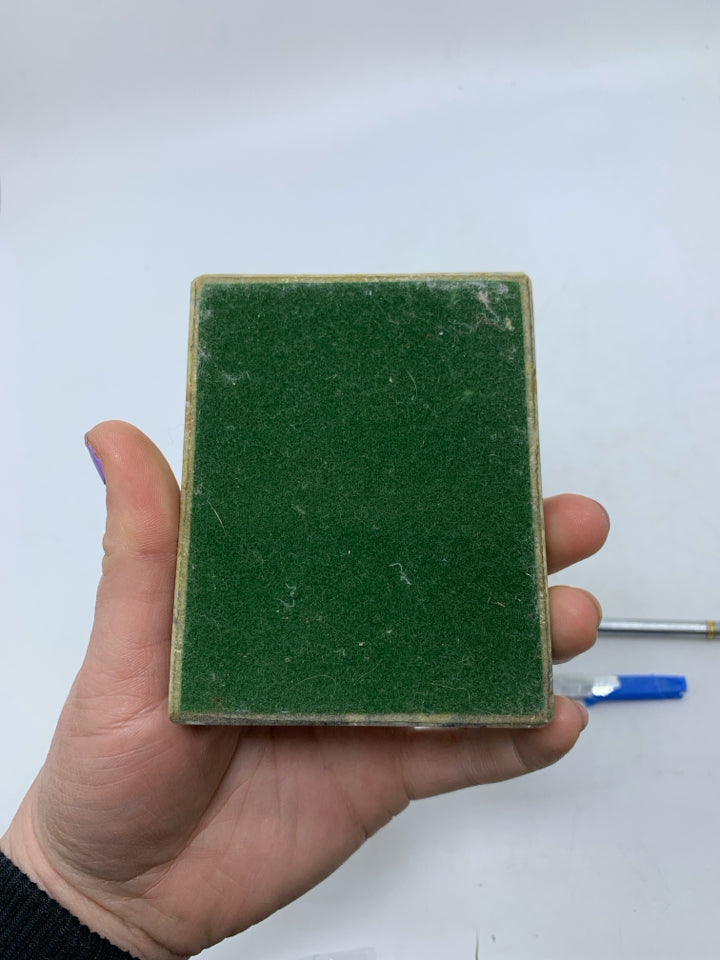 3 PC GREEN MARBLE PEN HOLDER PEN & LETTER OPENER IN BAG.
