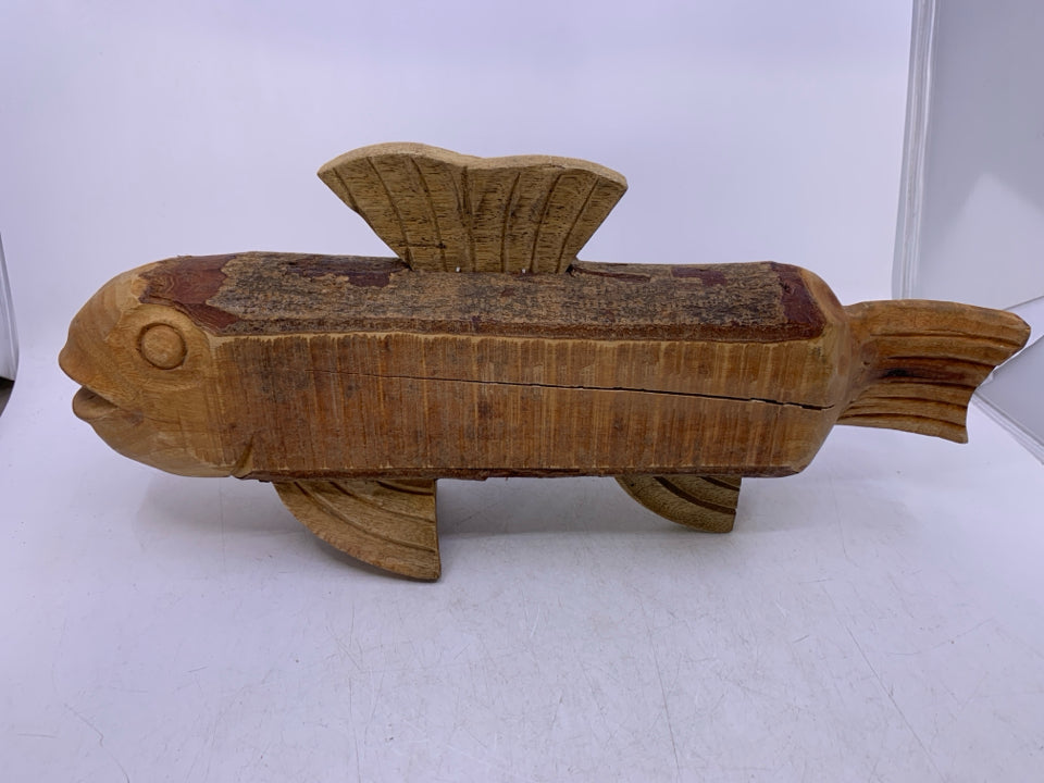 HAND CARVED STANDING WOOD FISH.