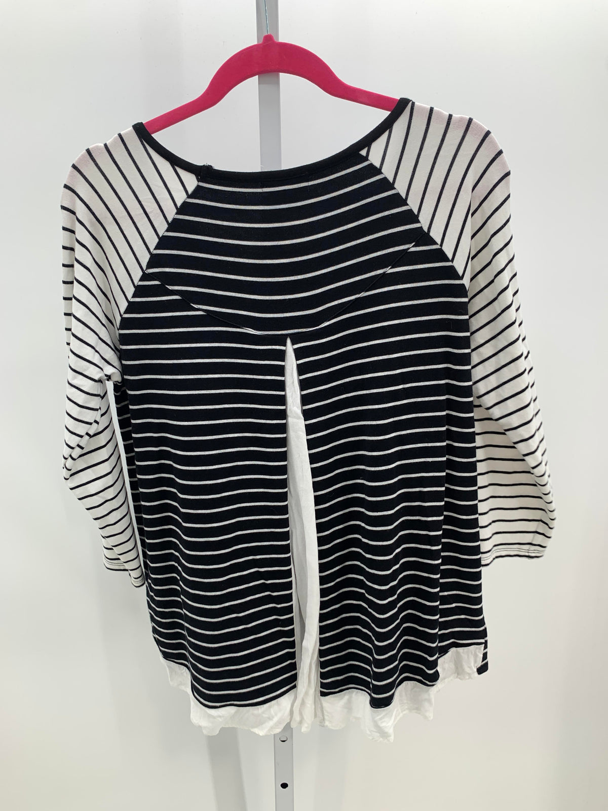 Cupio Size Large Misses 3/4 Sleeve Shirt