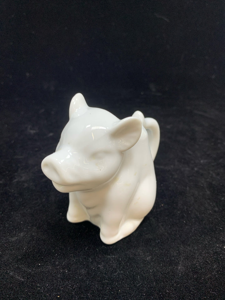SMALL WHITE PIG CREAMER.