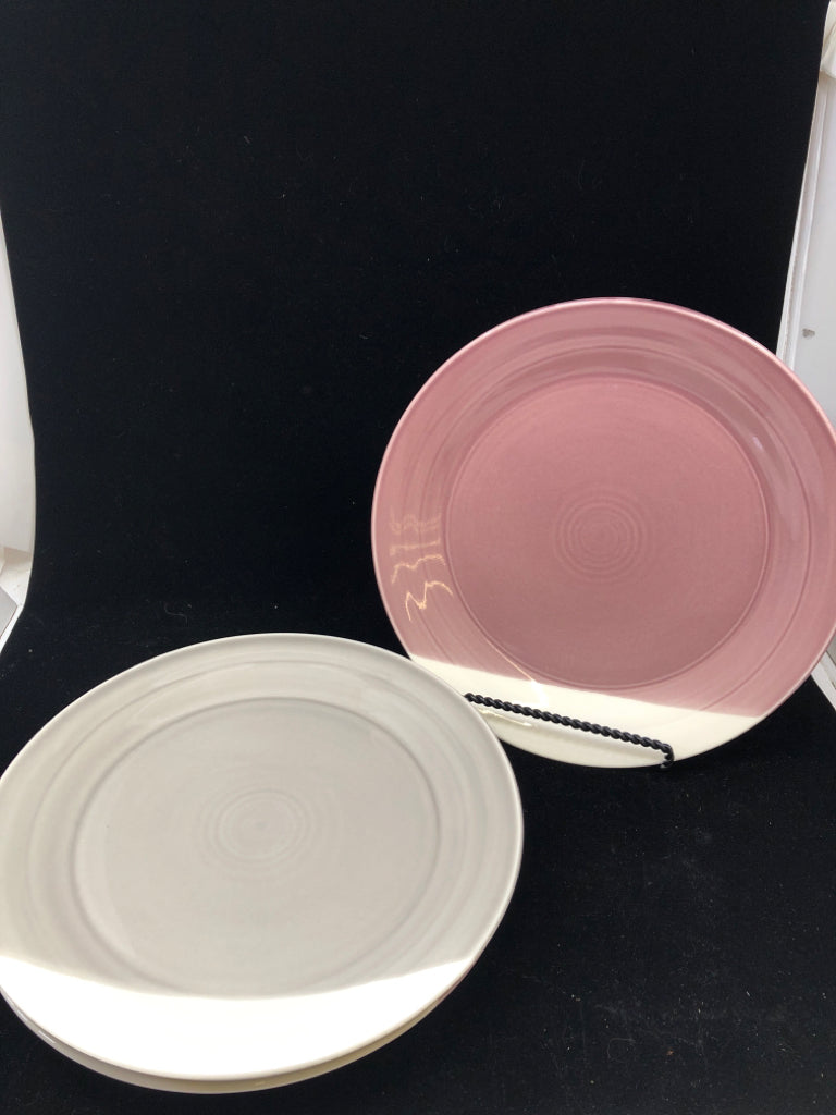 4 ROYAL DOULTON MAROON AND GRAY DINNER PLATES.