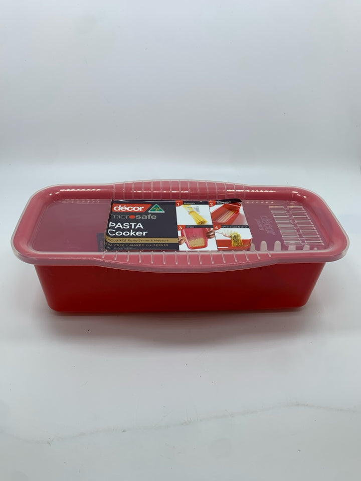 NEW PLASTIC PASTA COOKER KIT.