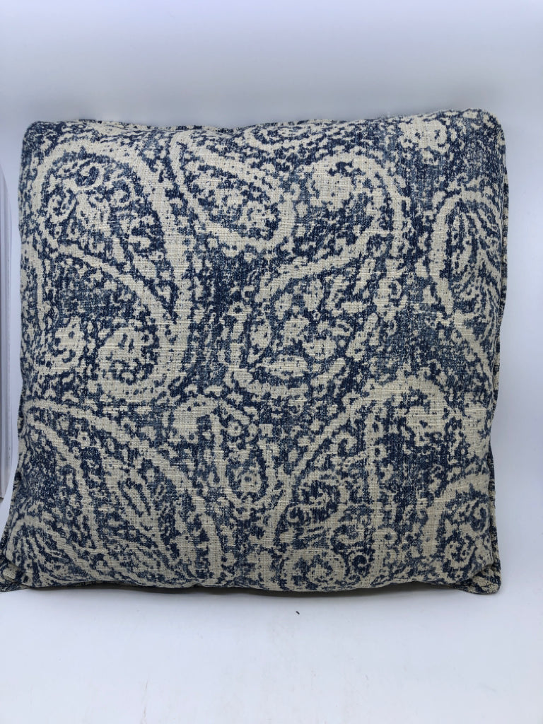 BLUE/CREAM DESIGNED PILLOW.